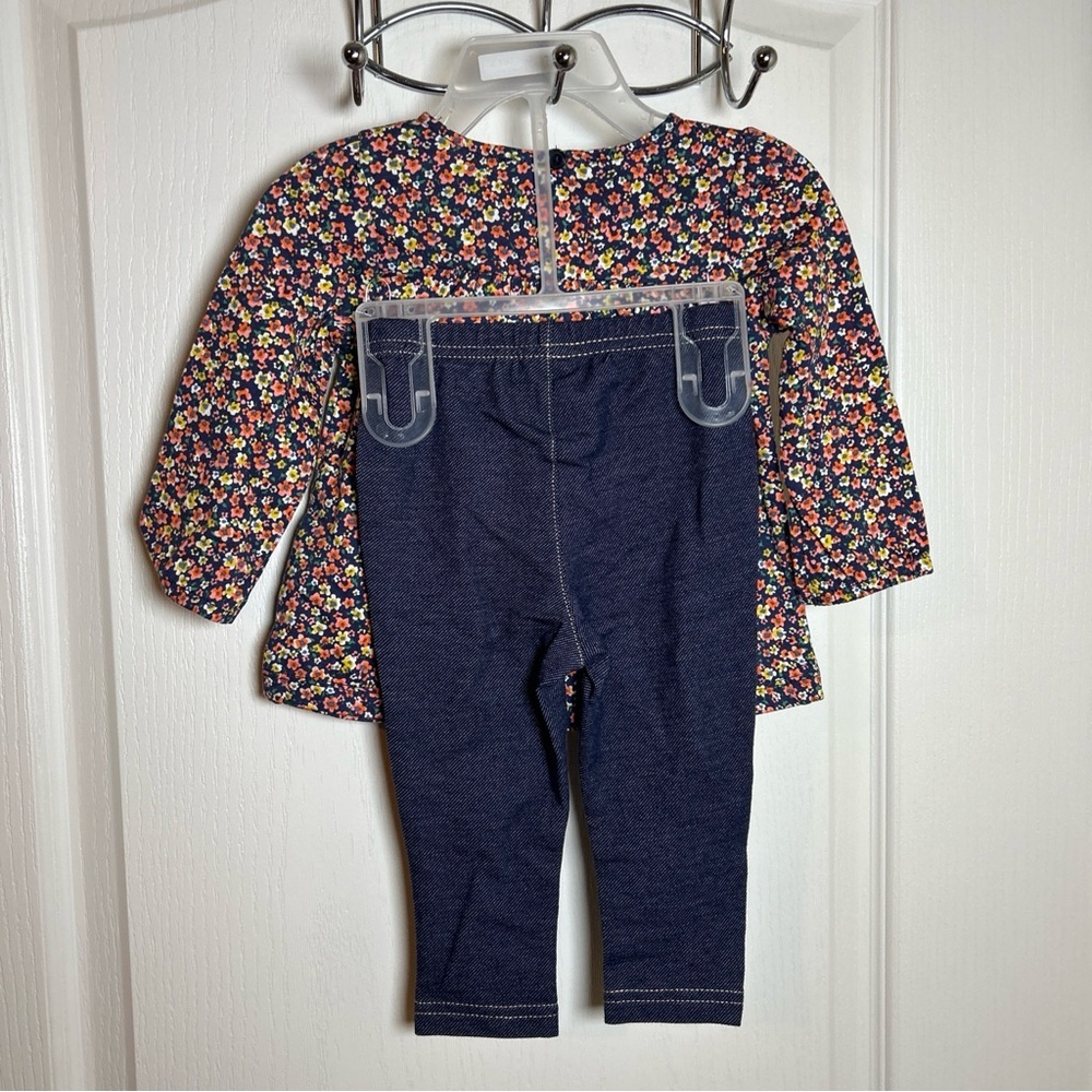 CARTER'S BABY GIRL'S 2 PIECE SETS Top And Pants Size 12M NEW - Picture 2 of 4